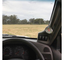 Load image into Gallery viewer, NISSAN PATROL GU - SINGLE GAUGE PLUS 3 X ROCKER SWITCH COMBO PILLAR POD