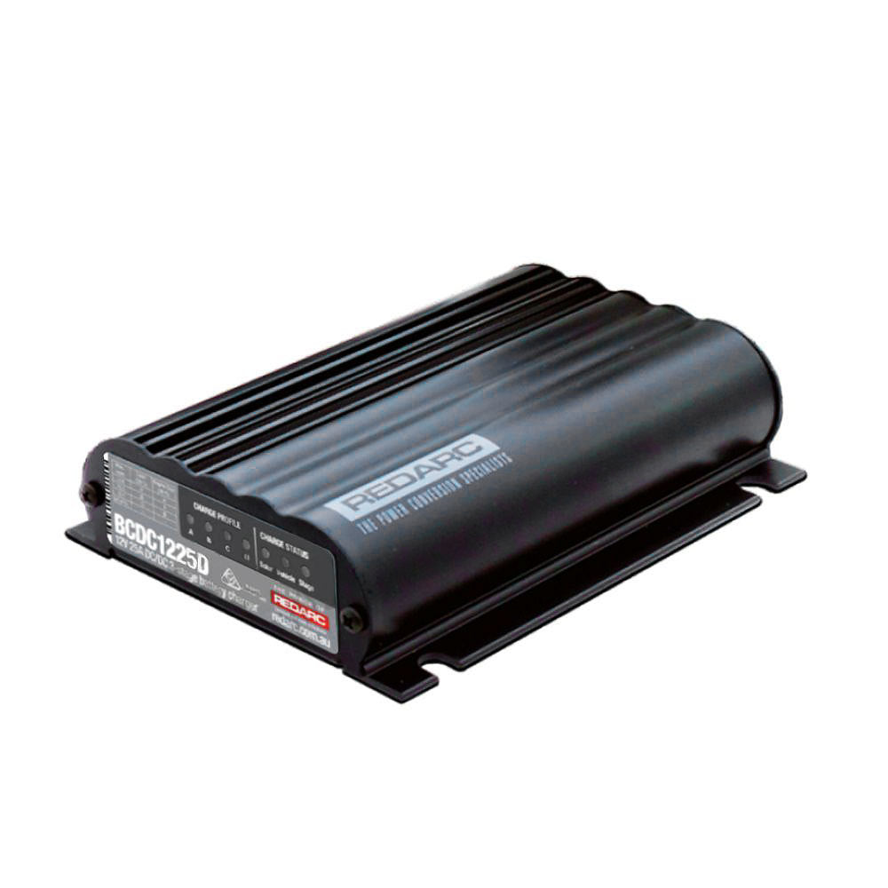 REDARC DUAL INPUT 25A IN-VEHICLE DC BATTERY CHARGER (BCDC1225D)