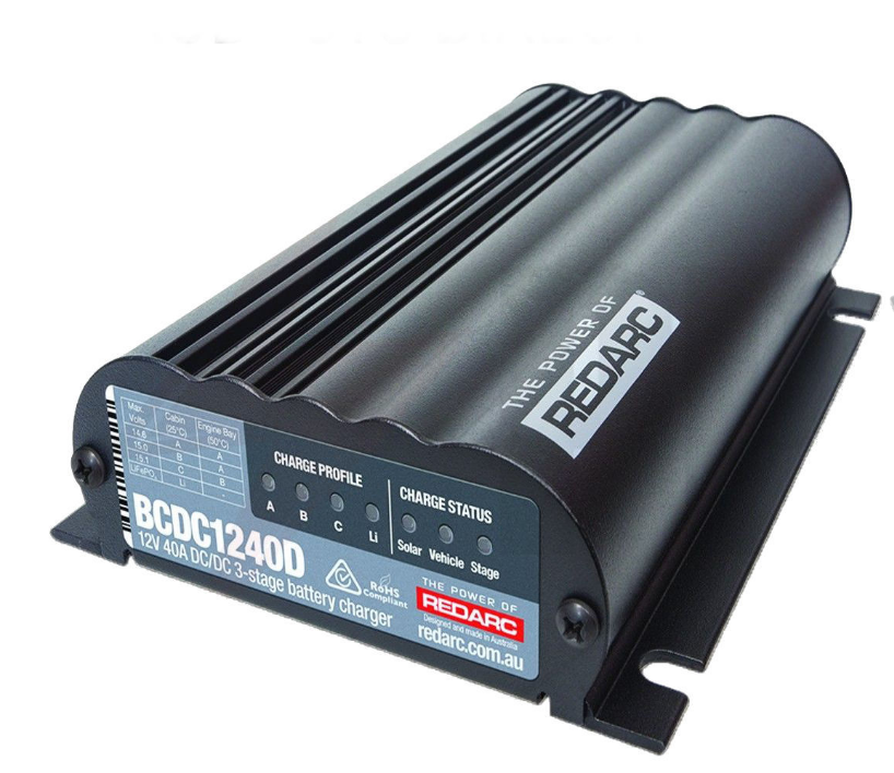 REDARC DUAL INPUT 40A IN-VEHICLE DC BATTERY CHARGER (BCDC1240D)